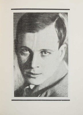 Жаткин П. Григорий Афонин. М.: Тек-кино-печать, 1928.